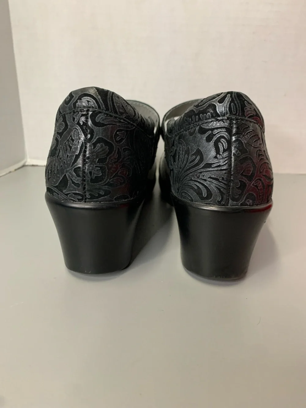 Alegria Shoes Womens 39 Maya Mary Jane Gray Leather Wedge Comfort Paisley Floral - Picture 12 of 17
